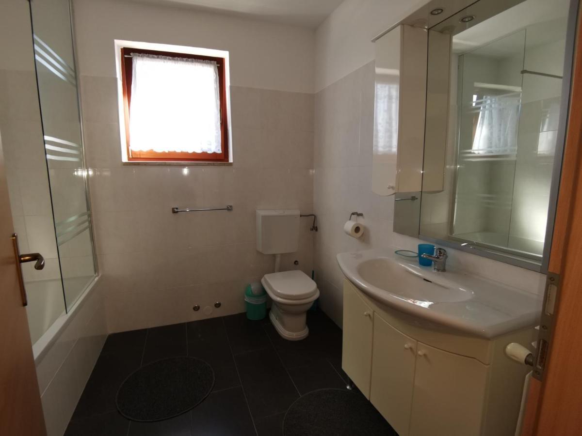 Apartmani Berber Babici Exteriör bild
