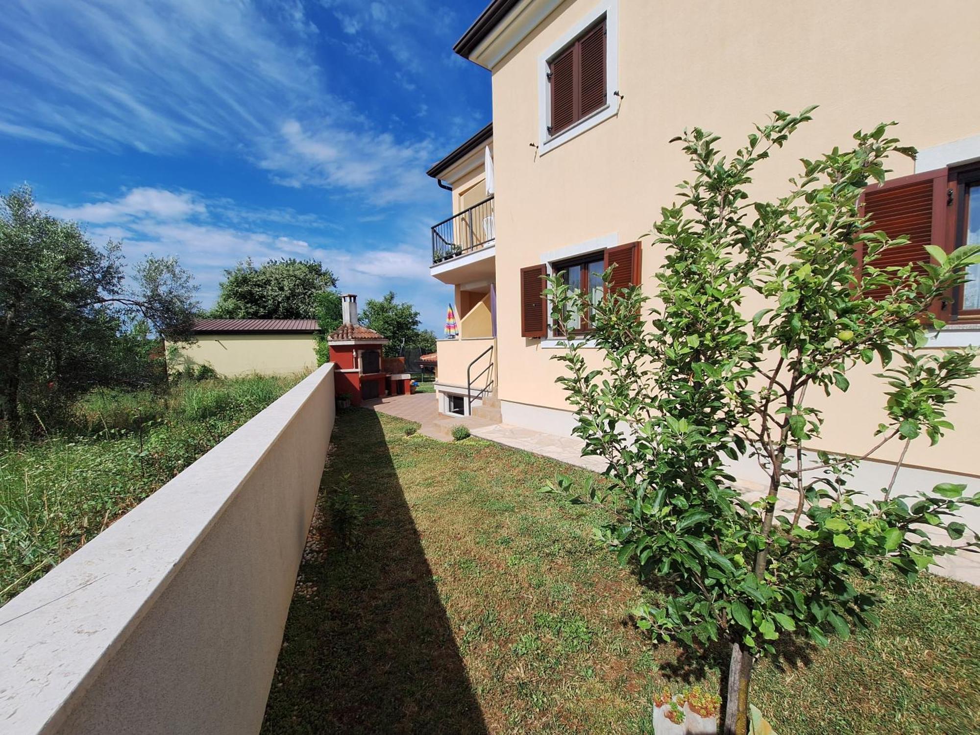 Apartmani Berber Babici Exteriör bild